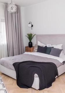 Explore the City from Its Center in a Chic Balcony Apartment - Bucharest - 8