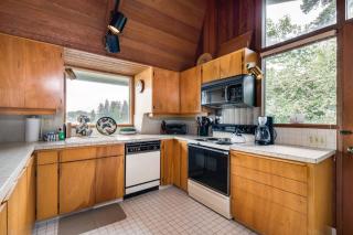 Delake House - 9