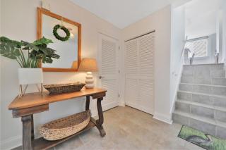 1166 Beach Walker - 3