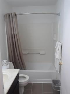 Welcome Suites Hazelwood Extended Stay Hotel - Hazelwood - 4