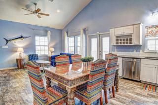 Breezy by the Beach - Corpus Christi - 4