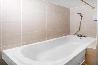 Flexistay Tulsi Aparthotel - Croydon - 3