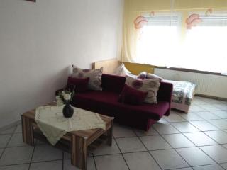 Monteur-, Ferienwohnung mit Balkon in Hanau bei Frankfurt und Aschaffenburg - Hanau am Main - 4