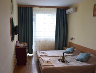 Ahilea Hotel - Free Pool Access - Balchik - 8
