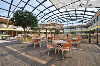 Best Western Plus Dubuque Hotel and Conference Center - 6