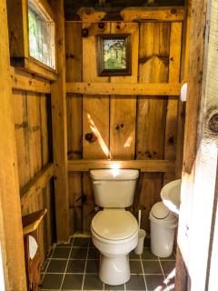 Nolichuckey Bluffs Bed & Breakfast Cabins - 7