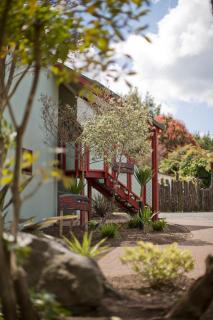 Smoke Lake Hot Springs Lodge & Camp - Rotorua - 2