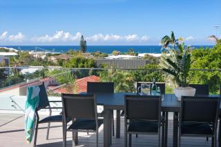 Bluey's Beach House - 5 Bedroom - Sunrise Beach - 9
