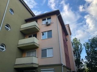 SIMPLY LOVELY Modern Apartment with BALCONY! - Debrecen - 5