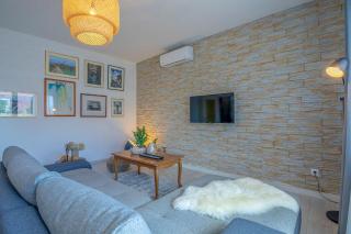 Premium 100m2 sea view apartment - 1