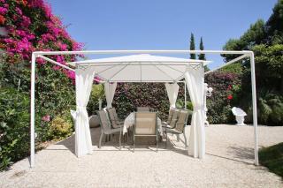 Exclusive villa Las Palmeras Puerto Banus with heated private swimming pool, Marbella, Spain - Marbella - 2
