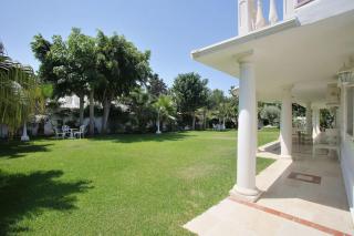 Exclusive villa Las Palmeras Puerto Banus with heated private swimming pool, Marbella, Spain - Marbella - 9
