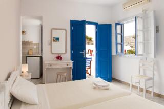 Evgenia Rooms and Apartments - Chora Folegandros - 0
