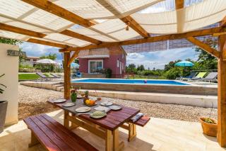 Villa May - 3