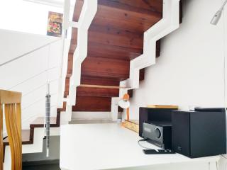 Localz - Central Studio With Gallery - Tel Aviv - 7