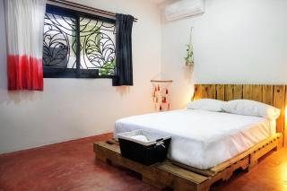 Red Panda Hostal - Playa del Carmen - 4