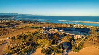 Sky Villa Boutique Hotel by Raw Africa Collection - Plettenberg Bay - 8