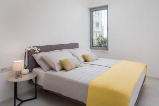 Luxury Design Beach Front Apartment - Sukošan - 3