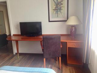 Ingrids Ferienwohnung mit Balkon in Thiede nähe See - 4