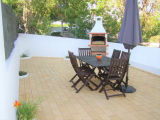 Belinha Guest House - Luz - 0