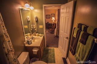 Nolichuckey Bluffs Bed & Breakfast Cabins - Greeneville - 3