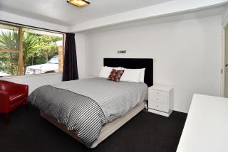Leinster Villa - Christchurch Holiday Homes - Christchurch - 5