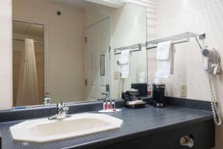 Super 8 by Wyndham Arkansas City KS - Arkansas City - 6