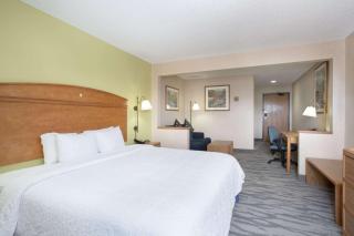 Baymont by Wyndham Thornton - Thornton - 1