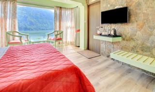 Hotel Lakeside Inn Nainital - Nainital - 1
