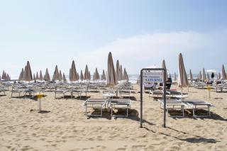 App4rent Saturno 4 - family apartment, wifi, parking - Lido di Jesolo - 2