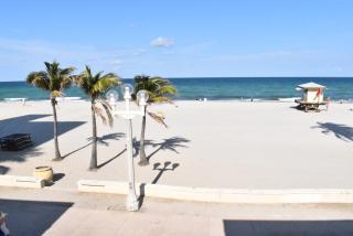 Golden Sand Oceanfront - Hollywood - 3