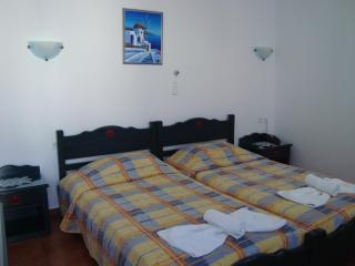 Evgenia Rooms and Apartments - 9
