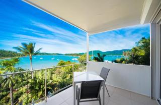 Baybliss Escape #4 - Adults Only - Shute Harbour - 0