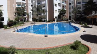 Airport to Comme à la maison 1 - 8