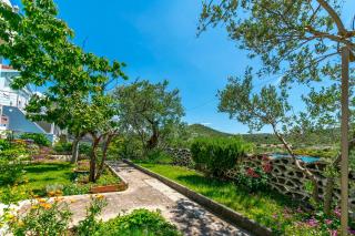 Apartment Garden by the sea - Rogoznica - 1