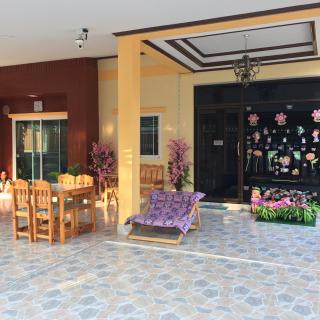 Baan Sea Cream - Haad Chao Samran - 8