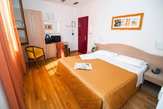 Hotel La Colonna - Siena - 9