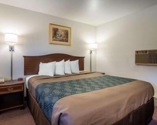 Econo Lodge - Saint Albans - 7