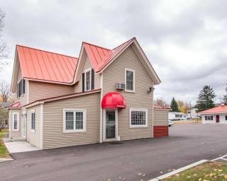 Econo Lodge - Saint Albans - 2
