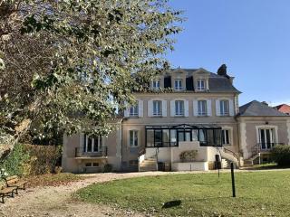 Centre de Vacances CPCV Normandie à 50 metres de la plage de Houlgate - 0