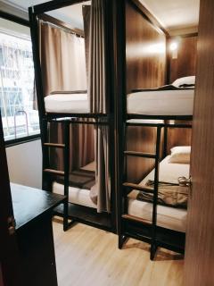 White House Hostel - 3