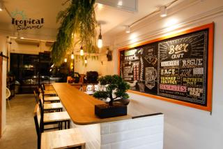 Tropical Summer Hostel - 6