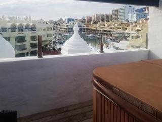 HomelyStay-Benalmadena, Puerto Marina - Benalmádena - 3