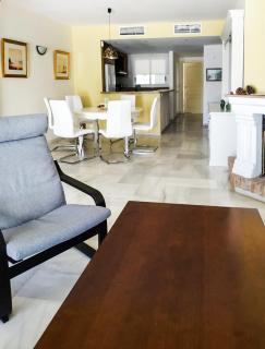 HomelyStay-Benalmadena, Puerto Marina - Benalmádena - 8