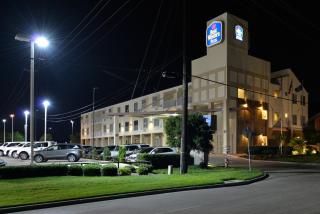 Best Western PLUS Rockwall Inn & Suites - Rockwall - 9