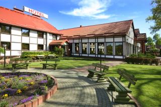Hotel Taurus - Święta Lipka - 1