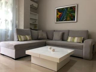 Mali i Robit Beachfront Apartment - Golem - 1