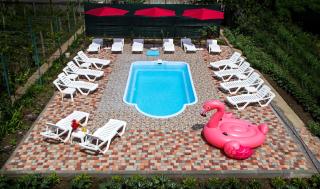 Guest House Kamenny Dom - Karolino-Buhaz - 0