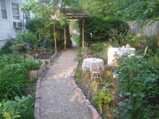 Delano Bed and Breakfast - Wichita - 3