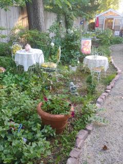 Delano Bed and Breakfast - Wichita - 5